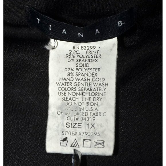 Tiana B. Green Abstract Pattern Faux Wrap Tunic Blouse Size 1X Stretch Pockets - Picture 8 of 9